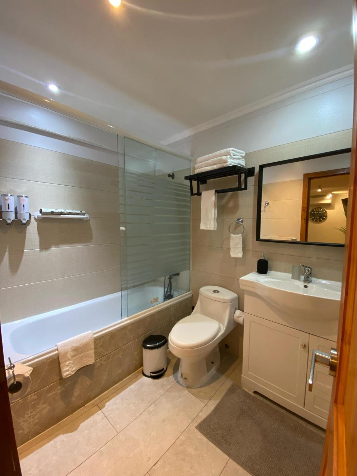 Hotel Boutique 501 Los Ángeles Dış mekan fotoğraf